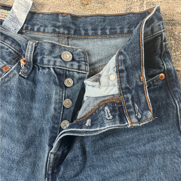 Levi’s 501 Women’s Jeans - Picture 2 of 6